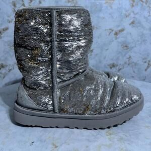 UGG Classic Short Sequin Women's Size 6M Shoes Silver Gold Lined Comfort Boots